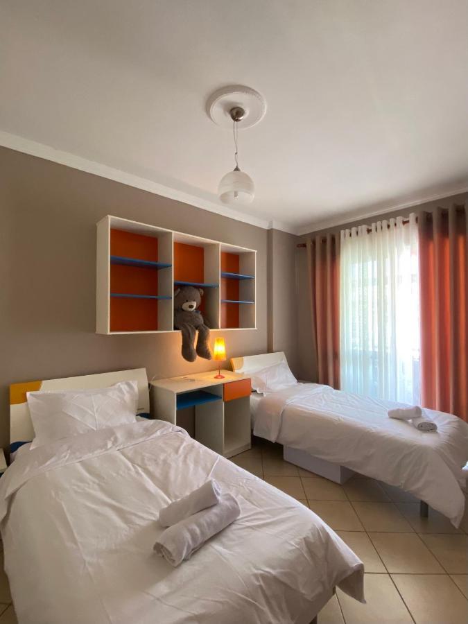Cloud8 With Castle View, 7km From The